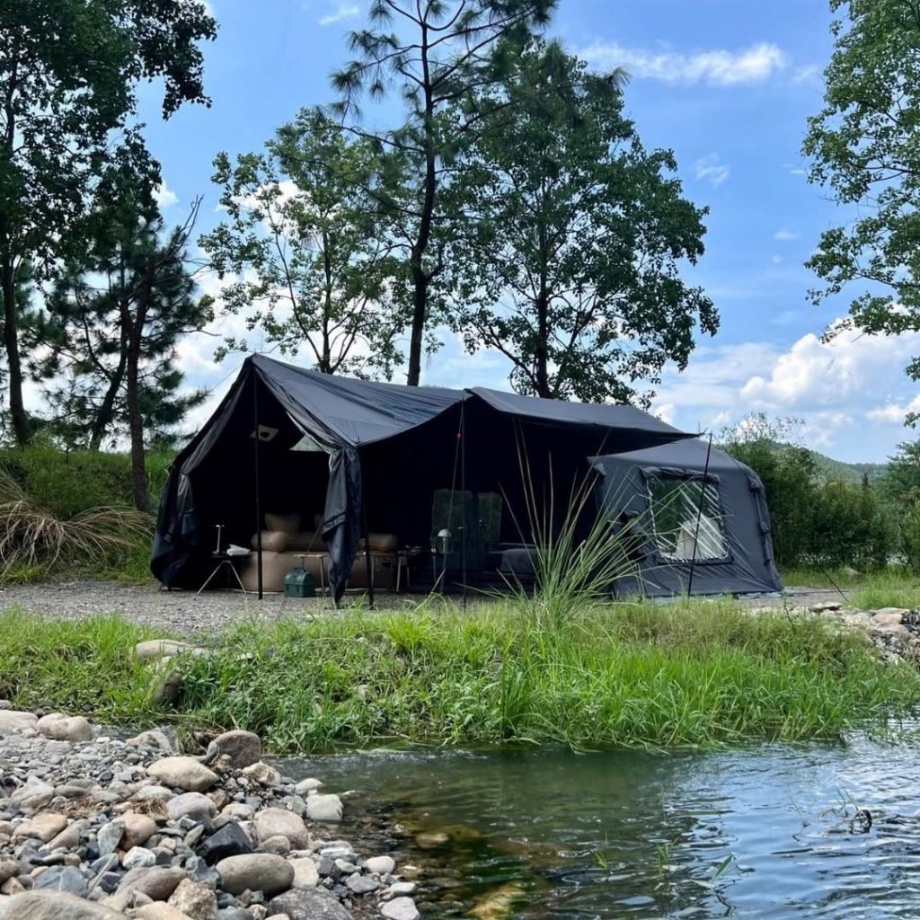 coody inflatable tent