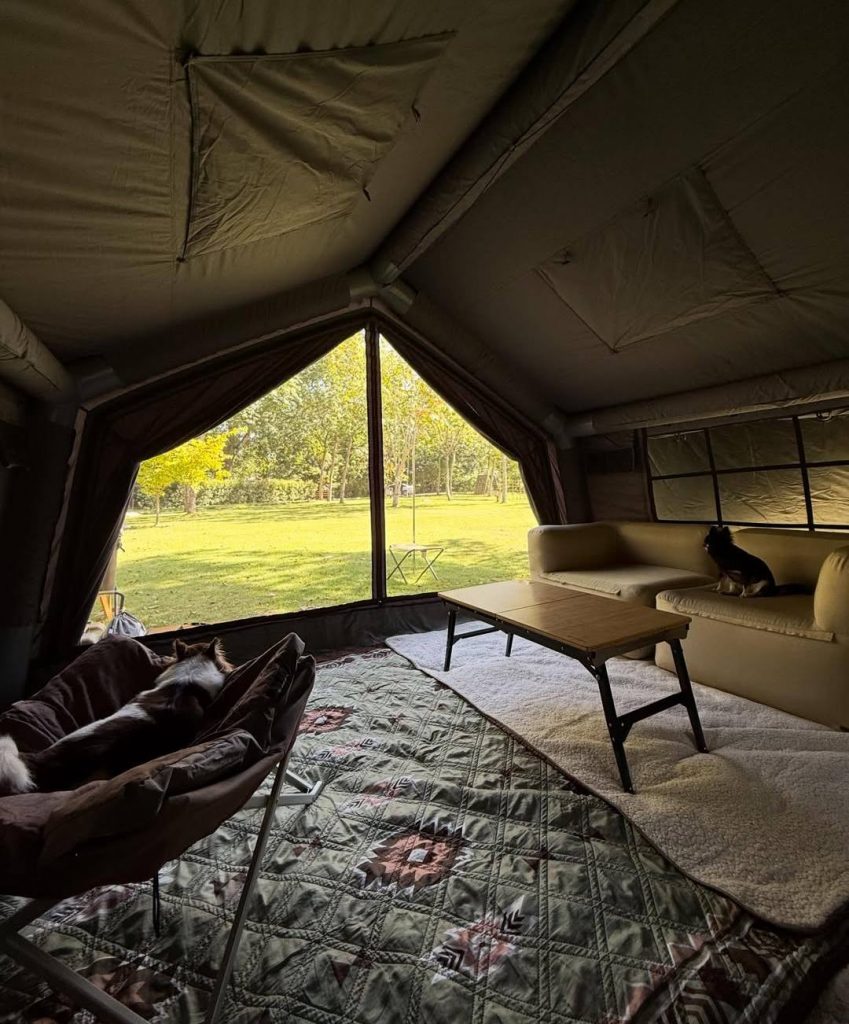 coody inflatable tent from inside